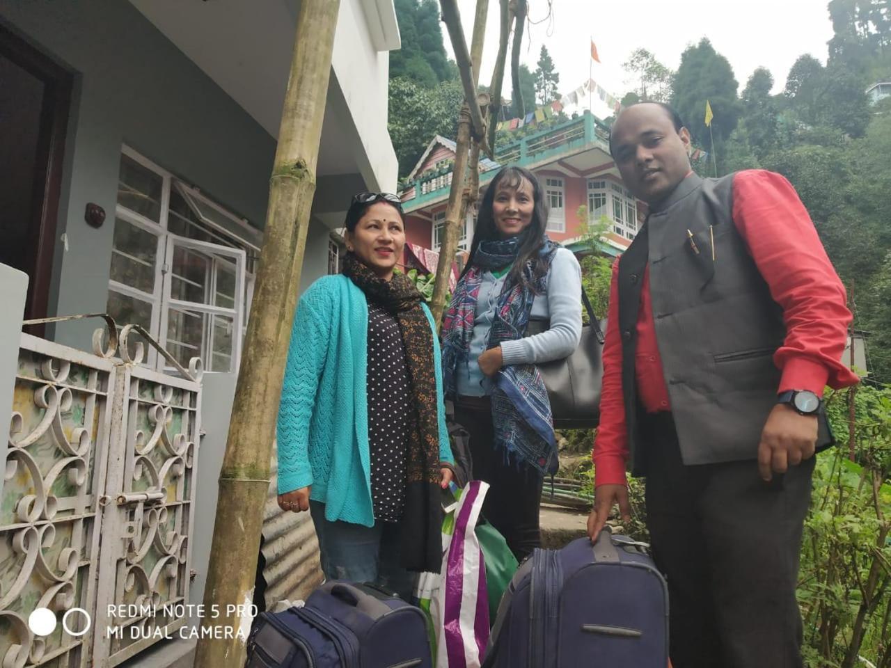 Langdak Homestay Darjeeling  Bagian luar foto