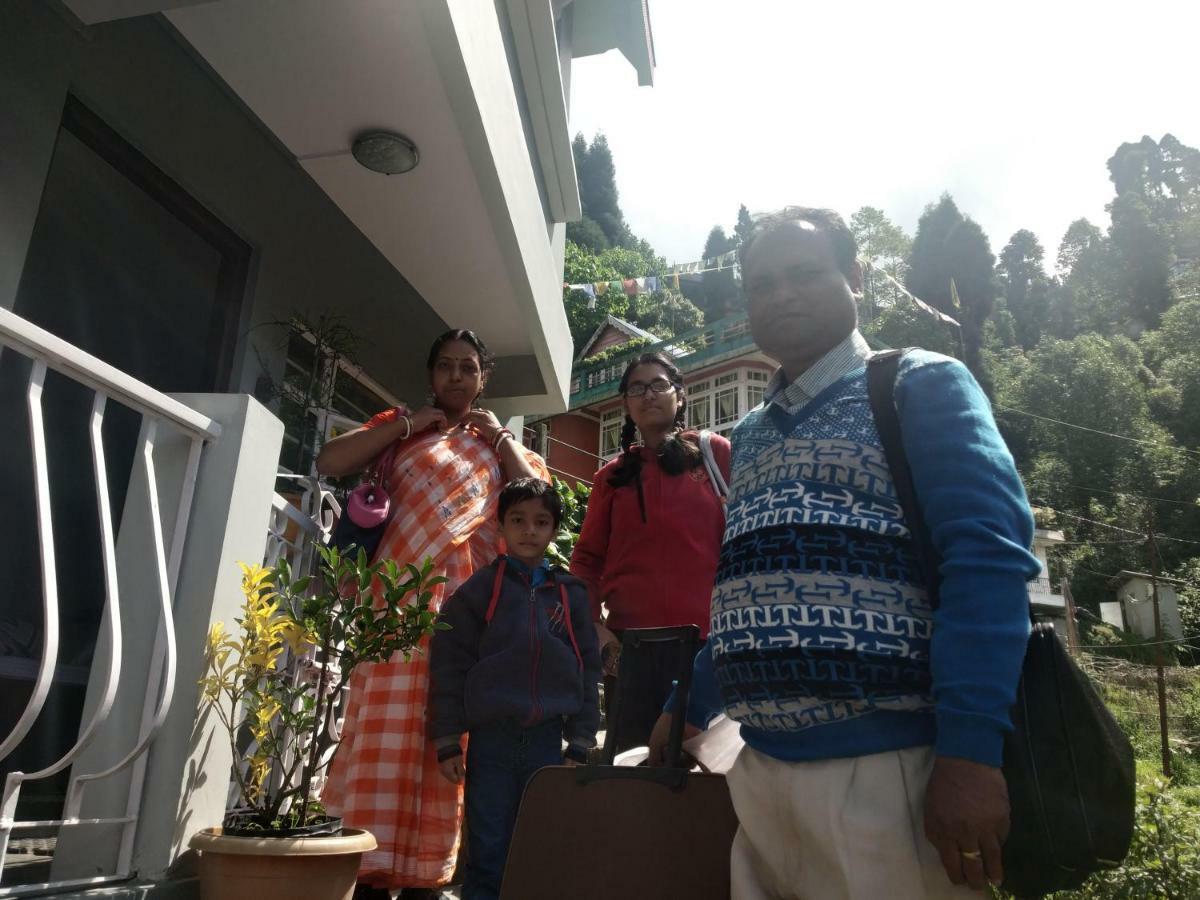 Langdak Homestay Darjeeling  Bagian luar foto